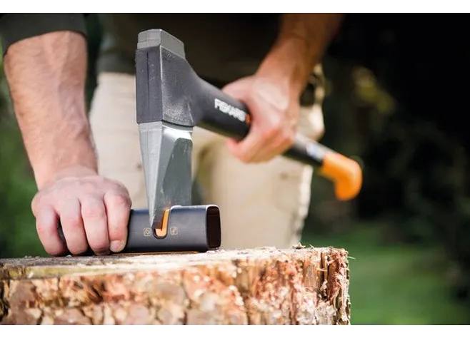 Точилка для сокир і ножів Fiskars Xsharp Фото 2